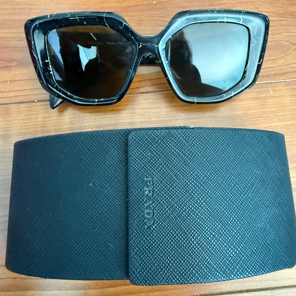 Prada Sunglasses - Picture 2 of 7